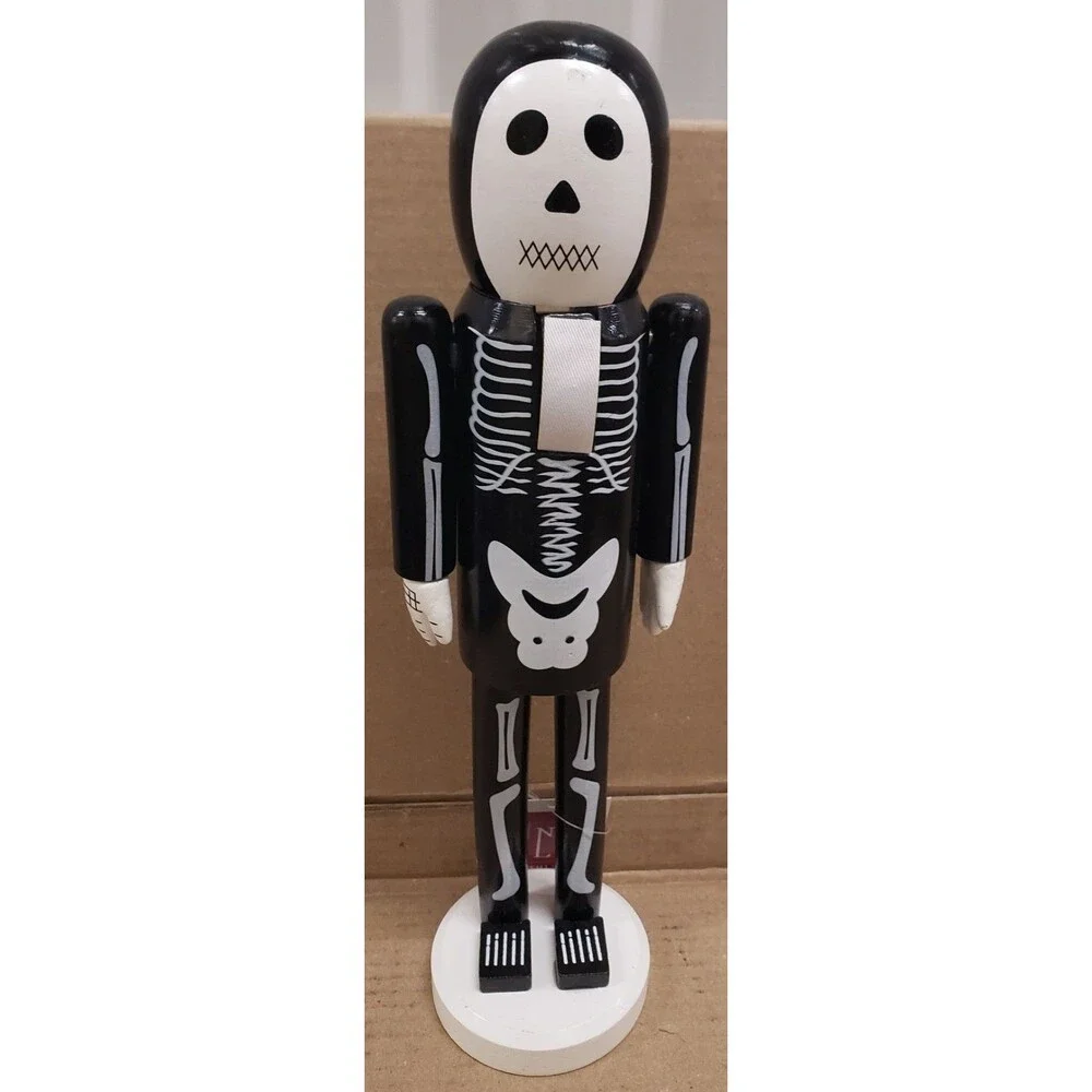 Wooden Nutcracker, 14